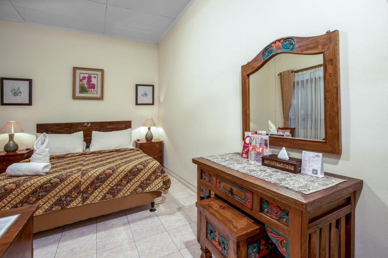בנדונג Sekararum Butik Syariah Guesthouse מראה חיצוני תמונה