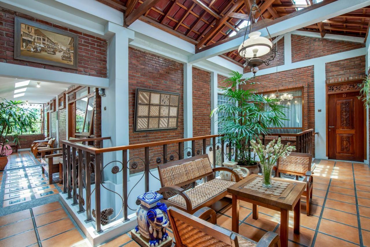בנדונג Sekararum Butik Syariah Guesthouse מראה חיצוני תמונה