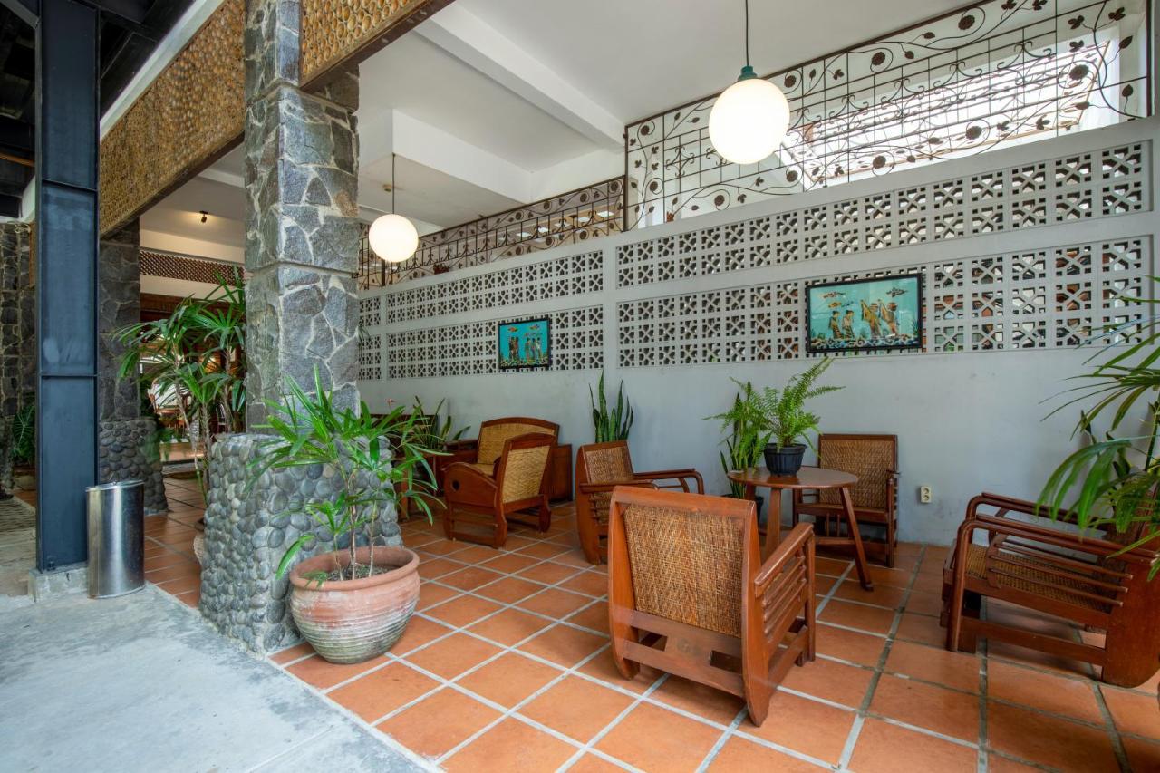 בנדונג Sekararum Butik Syariah Guesthouse מראה חיצוני תמונה