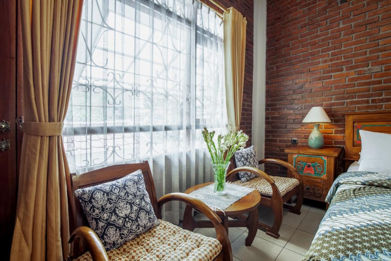 בנדונג Sekararum Butik Syariah Guesthouse מראה חיצוני תמונה