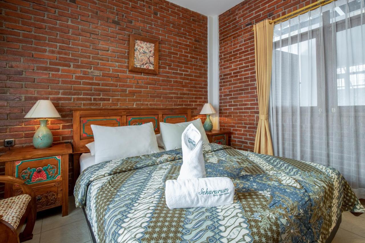בנדונג Sekararum Butik Syariah Guesthouse מראה חיצוני תמונה