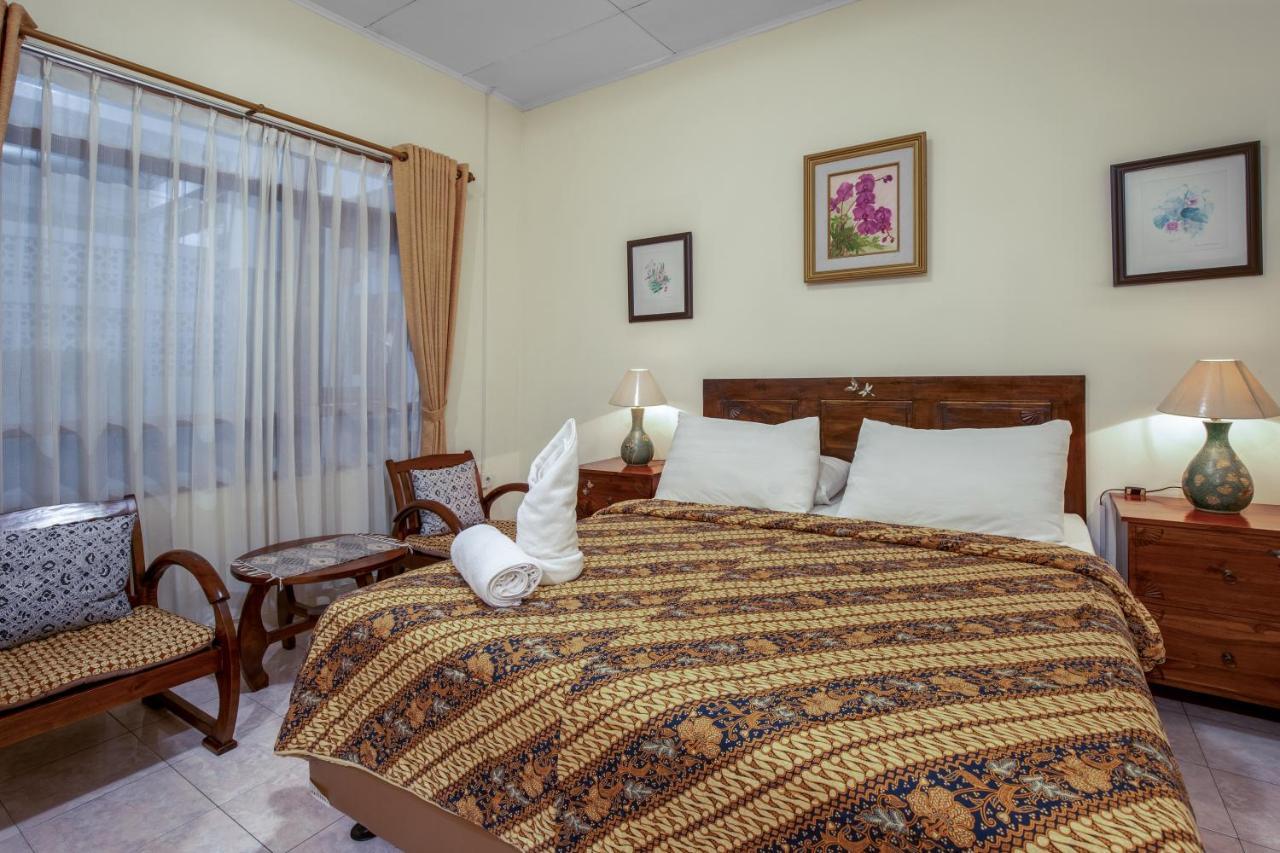 בנדונג Sekararum Butik Syariah Guesthouse מראה חיצוני תמונה