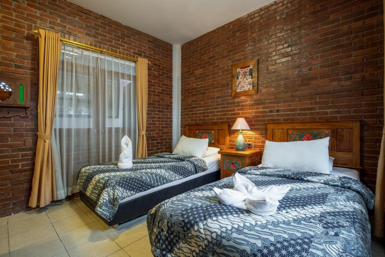 בנדונג Sekararum Butik Syariah Guesthouse מראה חיצוני תמונה