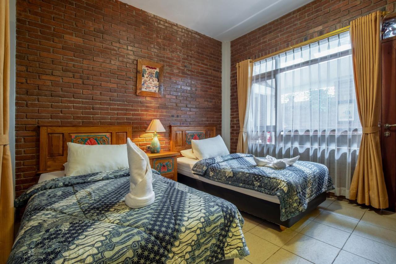 בנדונג Sekararum Butik Syariah Guesthouse מראה חיצוני תמונה