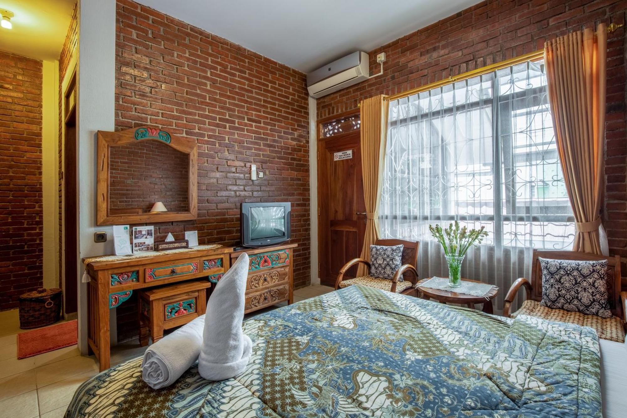בנדונג Sekararum Butik Syariah Guesthouse מראה חיצוני תמונה